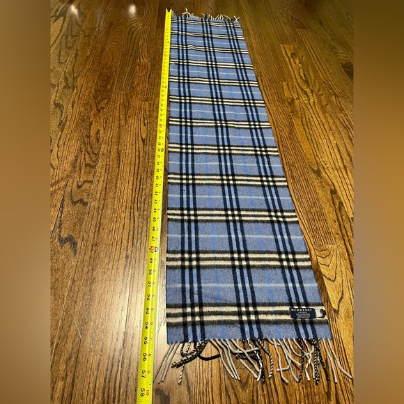 BURBERRY Cashmere Blue Tan Tartan Plaid Scarf Fringe Soft Designer Luxury - Picture 8 of 13